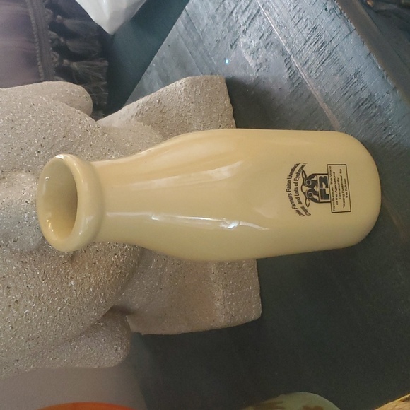 Roseville - Picture 4 of 4